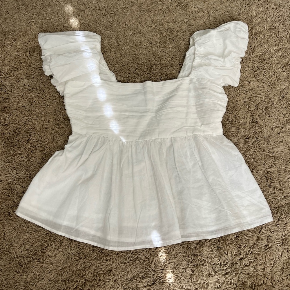 Abercrombie & Fitch White Ruffled Blouse